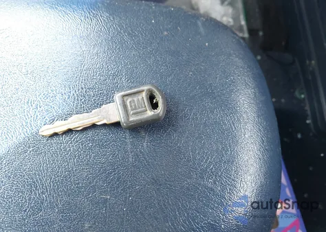 1996 Chevrolet Gmt-400 K1500 from USA, damaged, VIN 2GCEK19W7T1122005